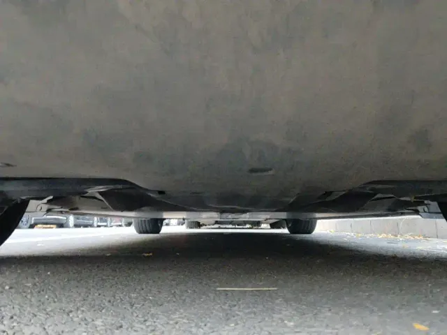 Tesla Model 3 — Фото автомобиля 22