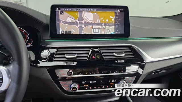 BMW 5 Series G30 — Фото автомобиля 20