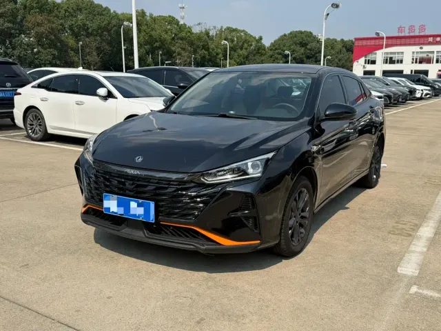 Фотография автомобиля — Dongfeng Yixuan