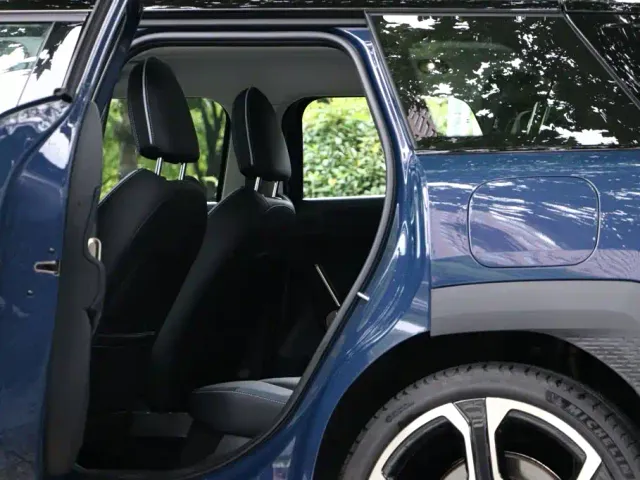 MINI Electric MINI ACEMAN — Фото автомобиля 22
