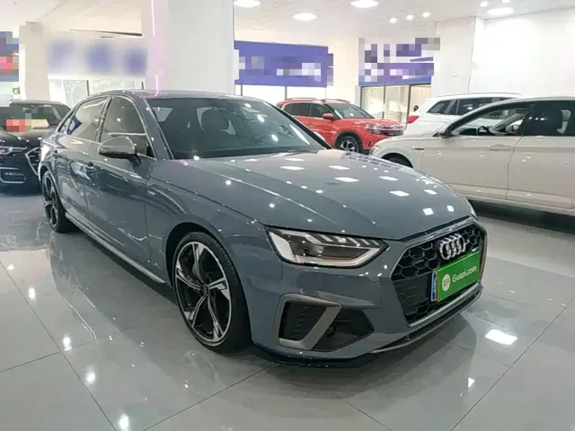 Audi A4L — Фото автомобиля 3