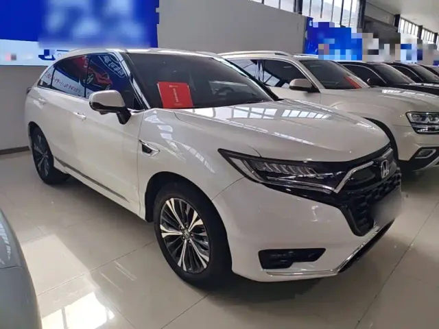 Honda UR-V — Фото автомобиля 3