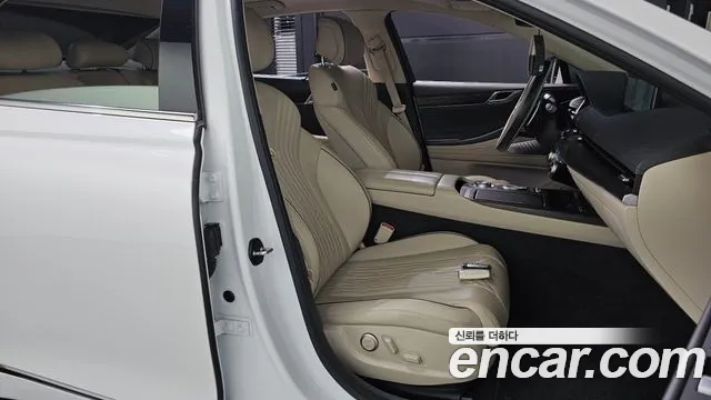 Genesis G80 RG3 — Фото автомобиля 11