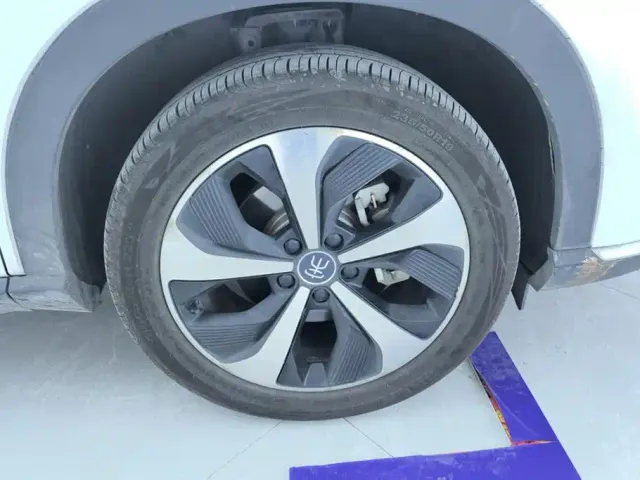 BYD Song PLUS — Фото автомобиля 6