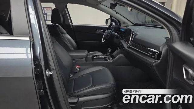 Kia Sportage Sportage 5-е поколение Дизель 2.0 2WD — Фото автомобиля 11