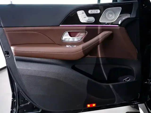 Mercedes-Benz GLE-Class — Фото автомобиля 17
