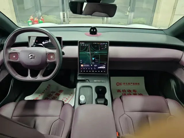 Nio ET5 Touring — Фото автомобиля 10