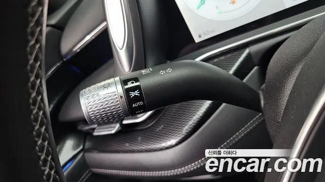 Genesis G90 Бензин 3.5 турбо AWD — Фото автомобиля 25
