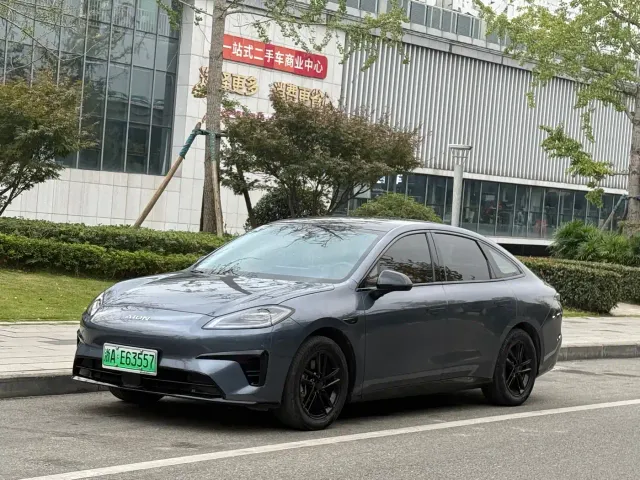 Фотография автомобиля — GAC Aion RT