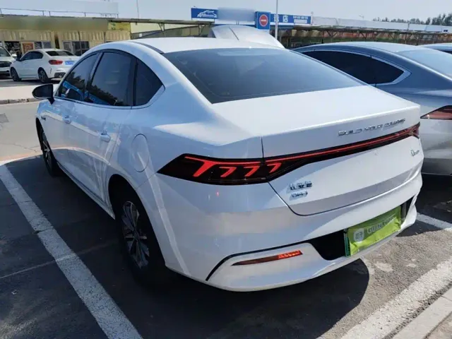 BYD Qin PLUS — Фото автомобиля 4