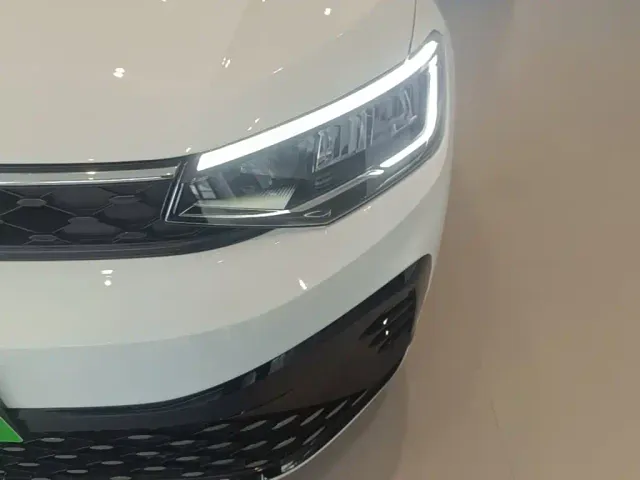 Volkswagen Lavida — Фото автомобиля 23