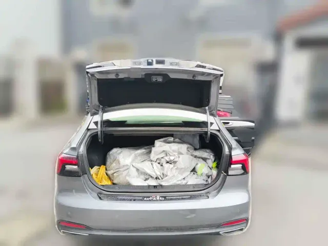 Roewe i6 MAX — Фото автомобиля 5