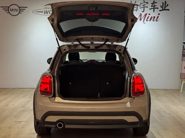MINI Hatch — Фото автомобиля 5