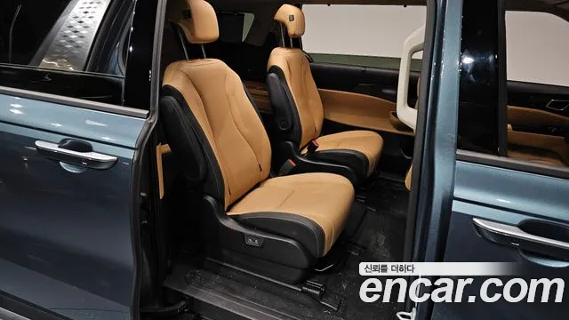 Kia Canival Carnival 4 поколение Бензин 9 мест Signature — Фото автомобиля 10
