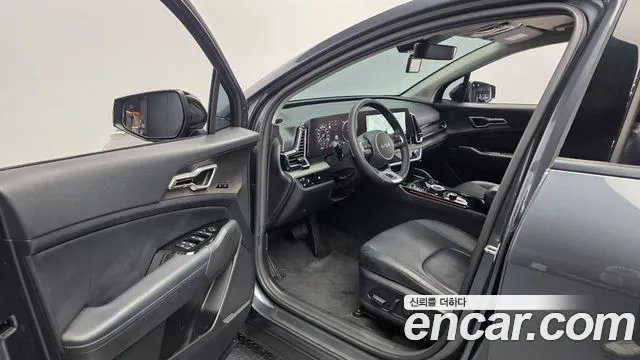Kia Sportage Sportage 5-е поколение Бензин 1.6 Turbo 4WD — Фото автомобиля 10