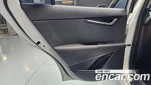 Kia Niro Niro (New) — Фото автомобиля 14
