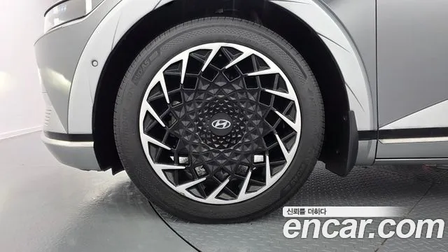 Hyundai Ioniq 5 — Фото автомобиля 5