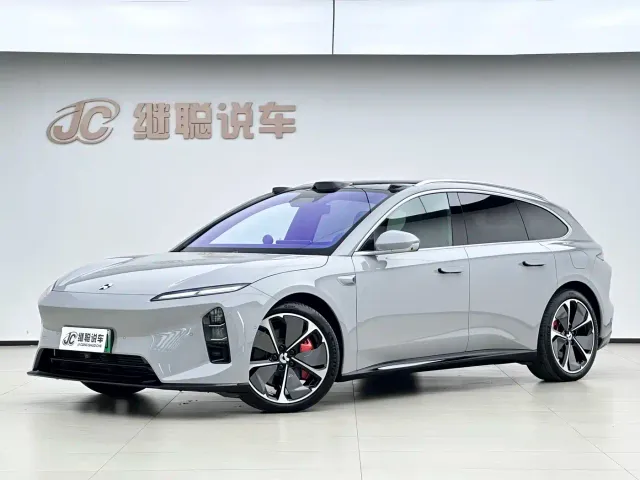 Фотография автомобиля — Nio ET5 Touring