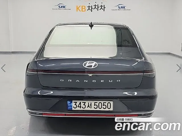 Hyundai Grandeur GN7 — Фото автомобиля 3