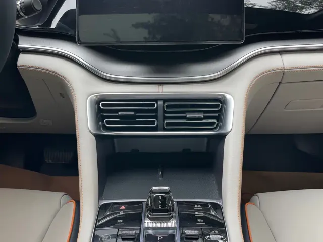 BYD Song PLUS — Фото автомобиля 17