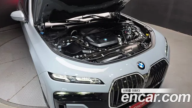 BMW 7 Series G70 — Фото автомобиля 6