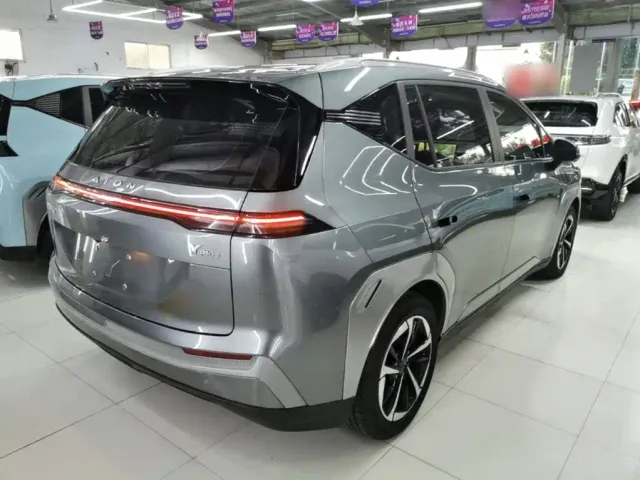 GAC Aion Y — Фото автомобиля 6