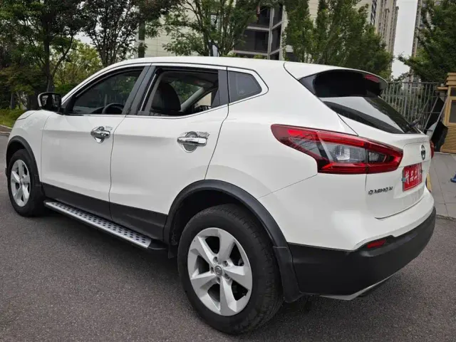 Nissan Qashqai — Фото автомобиля 5