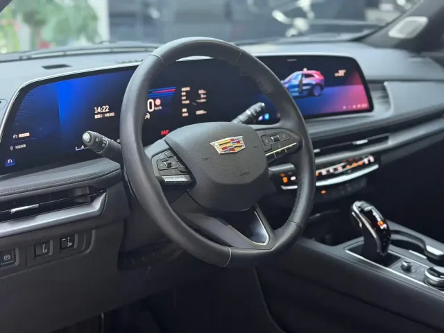 Cadillac XT4 — Фото автомобиля 7