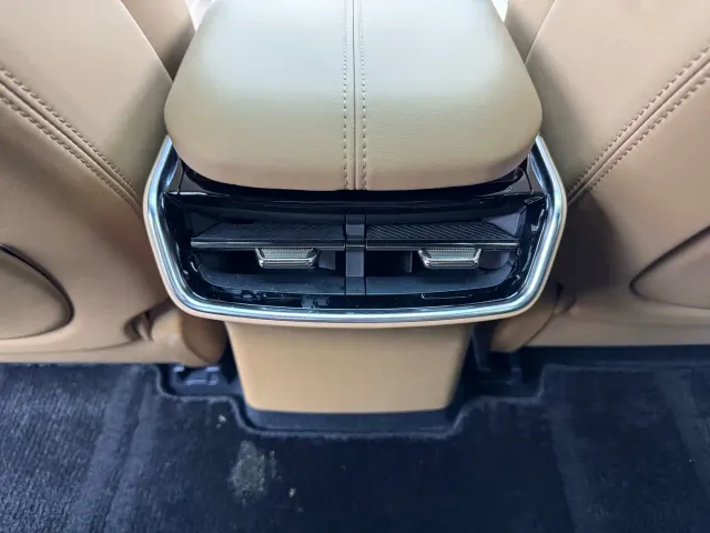 Toyota BoZhi 7 — Фото автомобиля 14