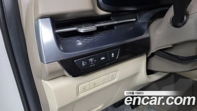 Kia Canival Carnival 4 поколение Бензин 9 мест Hi-Limousine — Фото автомобиля 13