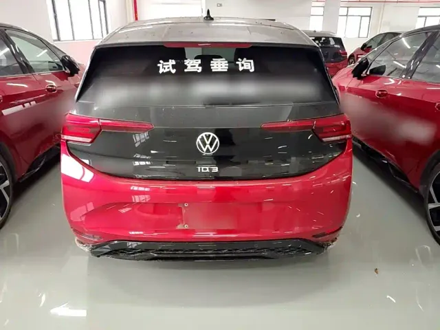 Volkswagen ID.3 — Фото автомобиля 5