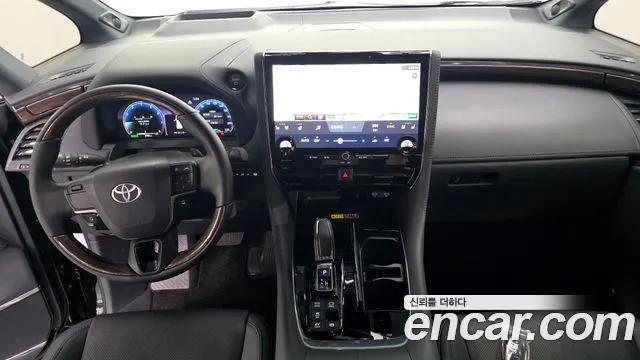 Toyota Alphard — Фото автомобиля 7