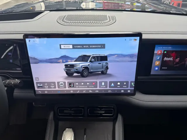 BYD FangChengBao Leopard 5 — Фото автомобиля 11