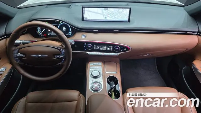 Genesis GV70 2.5T Бензин AWD — Фото автомобиля 6
