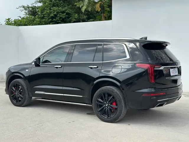 Cadillac XT6 — Фото автомобиля 20