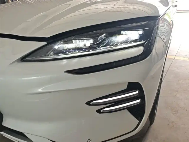 BYD Song PLUS — Фото автомобиля 23