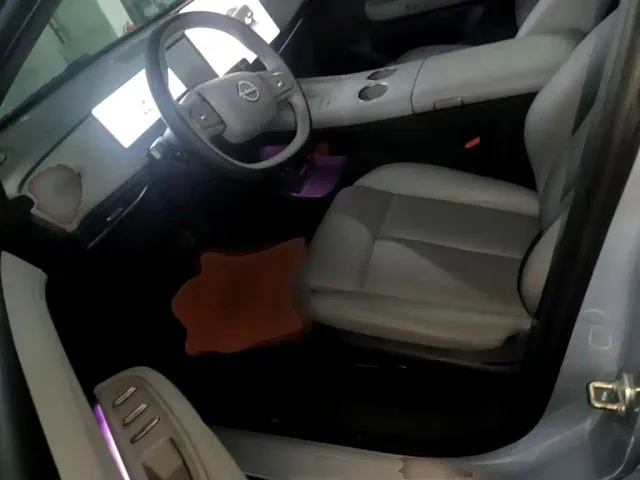 Nissan N7 — Фото автомобиля 14