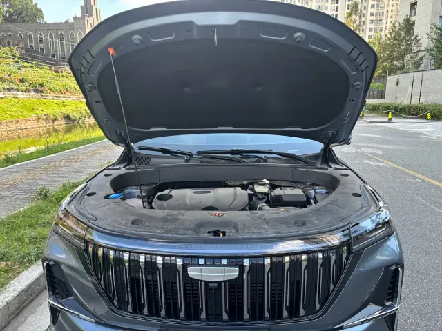Geely Boyue L — Фото автомобиля 5