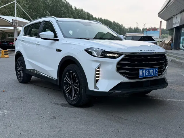 Jetour X70 Plus — Фото автомобиля 3