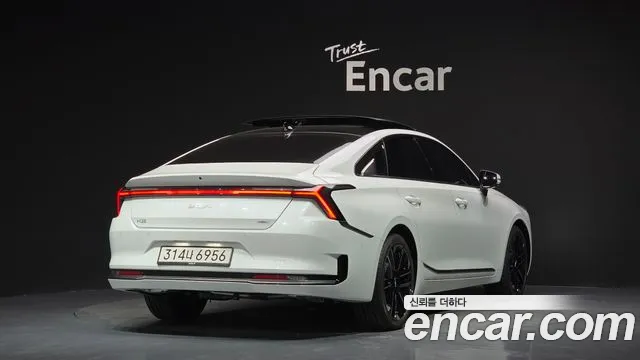 Kia K8 Signature — Фото автомобиля 2