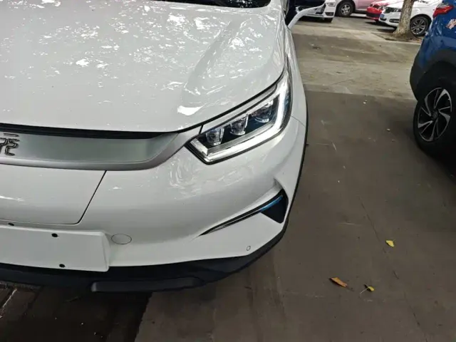 BYD Yuan Pro — Фото автомобиля 23