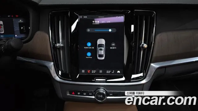 Volvo S90 — Фото автомобиля 20
