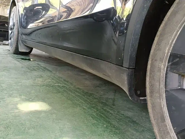 Tesla Model Y — Фото автомобиля 21