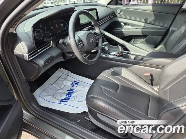 Hyundai Avante CN7 — Фото автомобиля 8