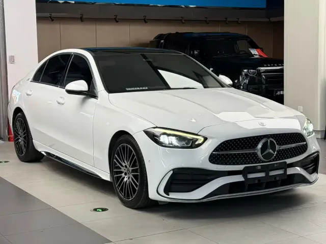 Mercedes-Benz C-Class — Фото автомобиля 3