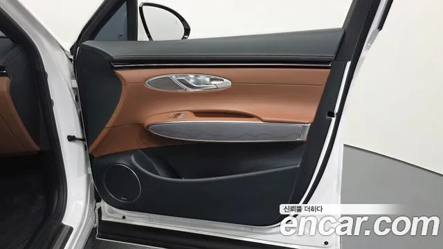 Genesis GV70 3.5T Бензин AWD — Фото автомобиля 20