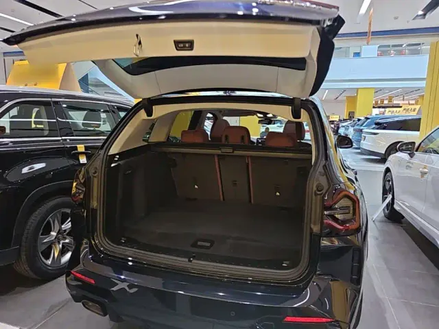 BMW X3 — Фото автомобиля 18