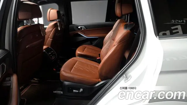 BMW X7 — Фото автомобиля 23