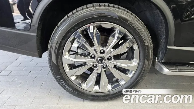 KG_Mobility_Ssangyong Rexton Rexton Arena Дизель 2.2 4WD — Фото автомобиля 5