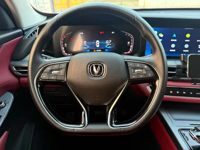 Changan CS75 Plus — Фото автомобиля 5